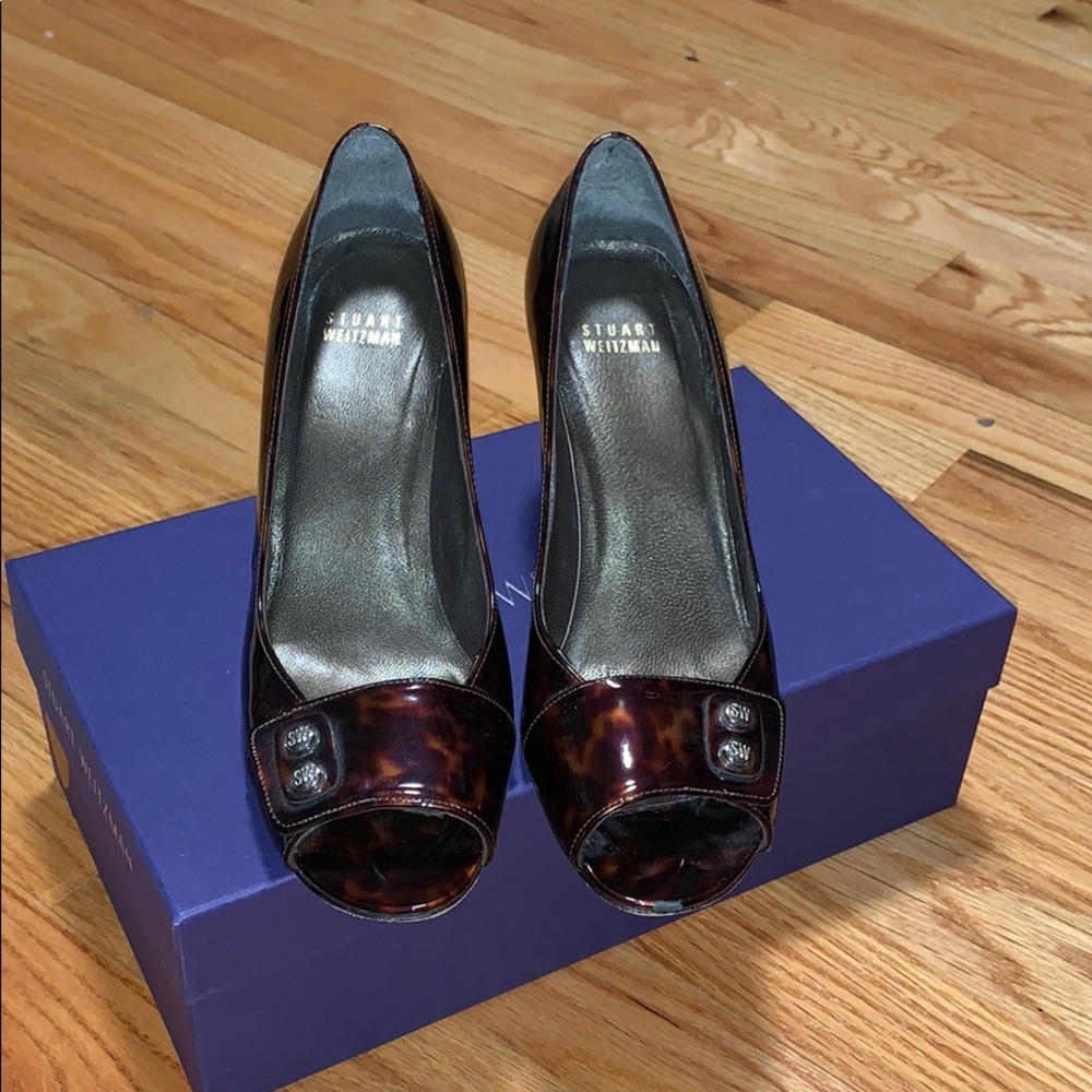 On Sale! Gently used tortoise Stuart Weitzmans